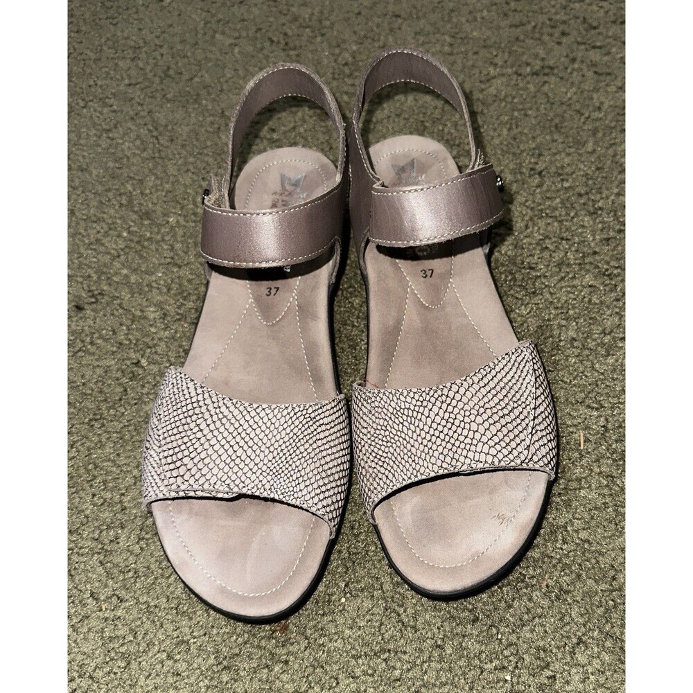 Mephisto Silver Textured Women's Sandals
